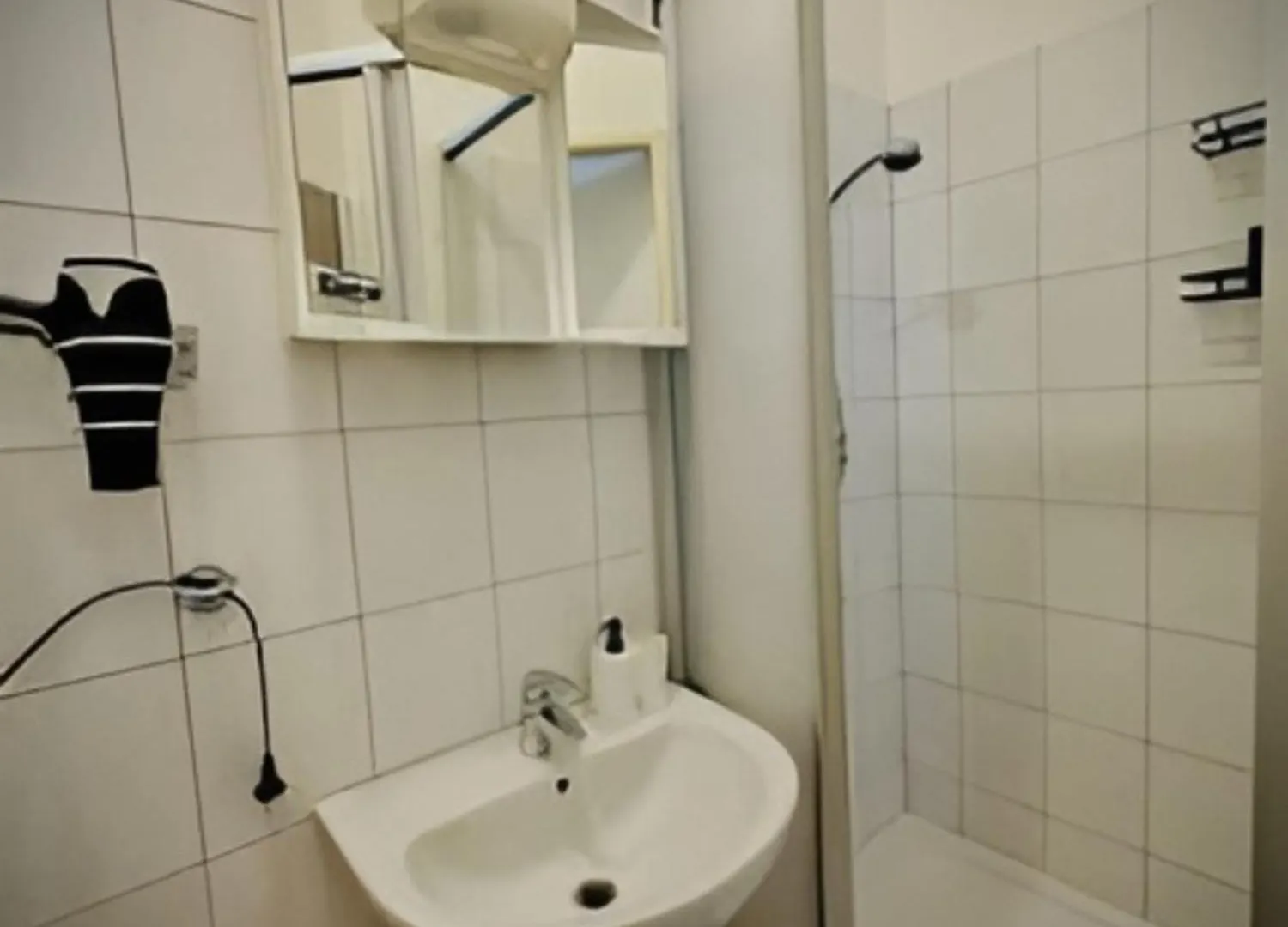 Apartament Beautiful 1 Bedroom Retreat 10 Min to Westbahnhof Wiedeń